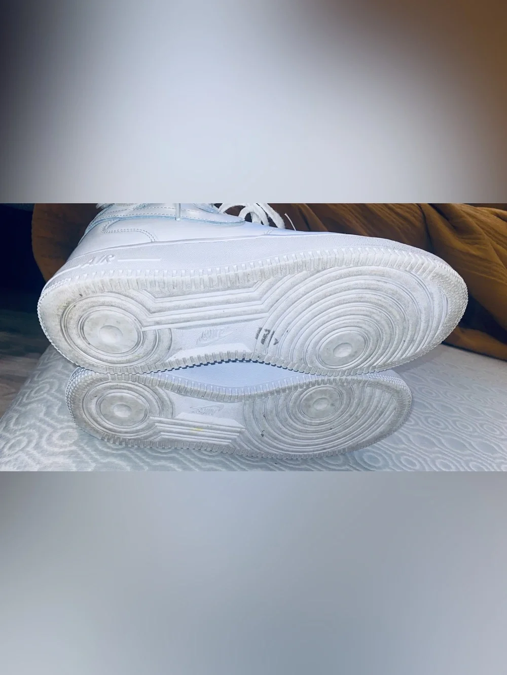 Men’s Nike Air Force 1 Mid 07’